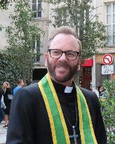 Father Joe Set - Paris