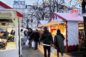 Illustration - Noel in Paris