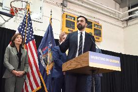 Hochul Joint Appearance with Mamdani in Queesn, NY