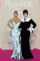 All's Fair Disney+ Paris Serie Premiere NB