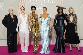 All's Fair Disney+ Paris Serie Premiere NB