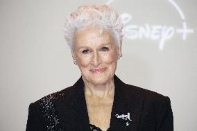 All's Fair Disney+ Paris Serie Premiere NB