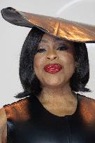 All's Fair Disney+ Paris Serie Premiere NB