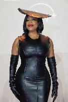 All's Fair Disney+ Paris Serie Premiere NB