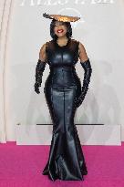 All's Fair Disney+ Paris Serie Premiere NB