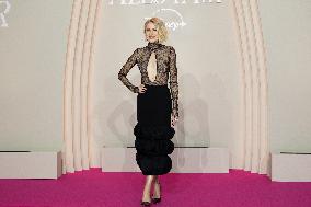 All's Fair Disney+ Paris Serie Premiere NB