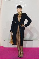 All's Fair Disney+ Paris Serie Premiere NB