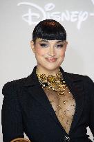 All's Fair Disney+ Paris Serie Premiere NB