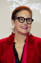 All's Fair Disney+ Paris Serie Premiere NB