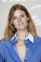 All's Fair Disney+ Paris Serie Premiere NB