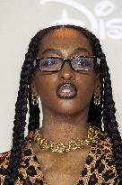 All's Fair Disney+ Paris Serie Premiere NB