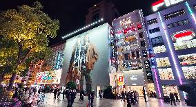 Nanjing Road Walkway in Shanghai