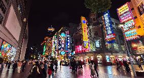 Nanjing Road Walkway in Shanghai