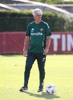 CALCIO - UEFA Europa League - AS Roma - Press Conference and Training
