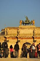 Illustration - Louvre - Paris
