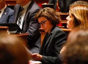 Senat questions actualit? au gouvernement.