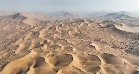 Badain Jaran Desert Illustrations - China