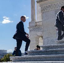 Leader Jeffries Press Conference