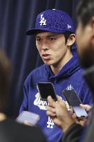 Baseball: Dodgers pitcher Sasaki ahead of World Series