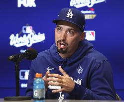 Baseball: Dodgers pitcher Snell ahead of World Series