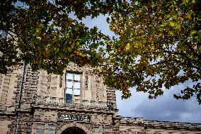 Louvre Museum Robbery Broken Window - Paris