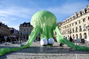 Giant Inflatable Kermit The Frog Installation - Paris