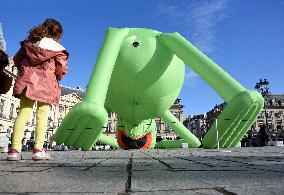Giant Inflatable Kermit The Frog Installation - Paris
