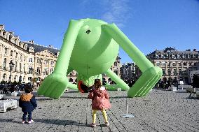 Giant Inflatable Kermit The Frog Installation - Paris