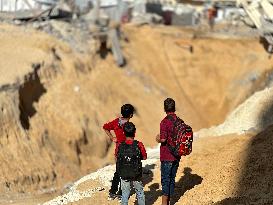 Cleanup and Search Operations in Khan Yunis - Gaza Strip