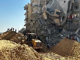 Cleanup and Search Operations in Khan Yunis - Gaza Strip