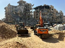 Cleanup and Search Operations in Khan Yunis - Gaza Strip