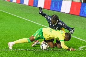 Ligue 1 - Paris FC v Nantes