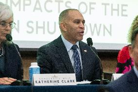 Democratic leadership, steering & policy committee hold hearing on the impacts of the republican shutdown