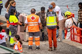 A Cayuco With 73 Migrants Arrive At El Hierro - Spain