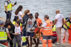 A Cayuco With 73 Migrants Arrive At El Hierro - Spain