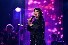 Mireille Matthieu Performs Live Concert At L'Olympia - Paris