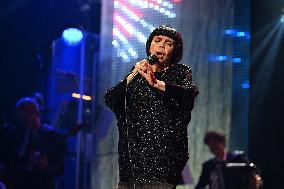 Mireille Matthieu Performs Live Concert At L'Olympia - Paris