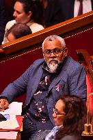 Debate and Vote To Postpone The Renewal Of Congress Members of New Caledonia - Paris