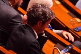 Debate and Vote To Postpone The Renewal Of Congress Members of New Caledonia - Paris