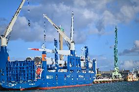 Illustrations Le Havre view from the coast