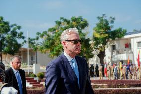 Lebanese FM Tours UNIFIL HQ