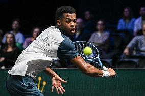 Giovanni Mpetshi Perricard vs Grigor Dimitrov at Rolex Paris Masters 2025 in Paris FA