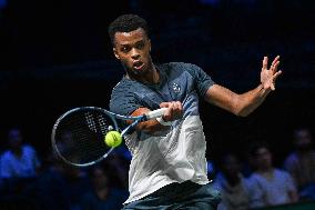 Giovanni Mpetshi Perricard vs Grigor Dimitrov at Rolex Paris Masters 2025 in Paris FA