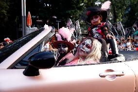 Mega Procession of the Catrinas for Day of the Dead - Mexico City
