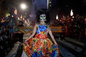 Mega Procession of the Catrinas for Day of the Dead - Mexico City