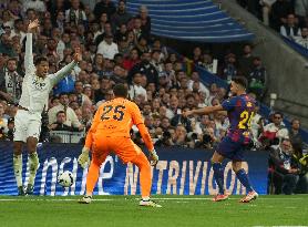 La Liga - Real Madrid CF v FC Barcelona