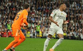 La Liga - Real Madrid CF v FC Barcelona