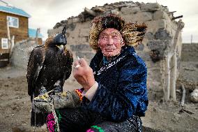 Kazakh Eagle Hunters Preserve Ancient Tradition - Mongolia