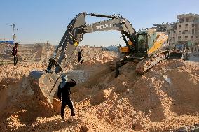 Israeli Hostage Bodies Found in Khan Yunis - Palestine