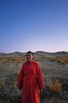 Kazakh Eagle Hunters Preserve Ancient Tradition - Mongolia